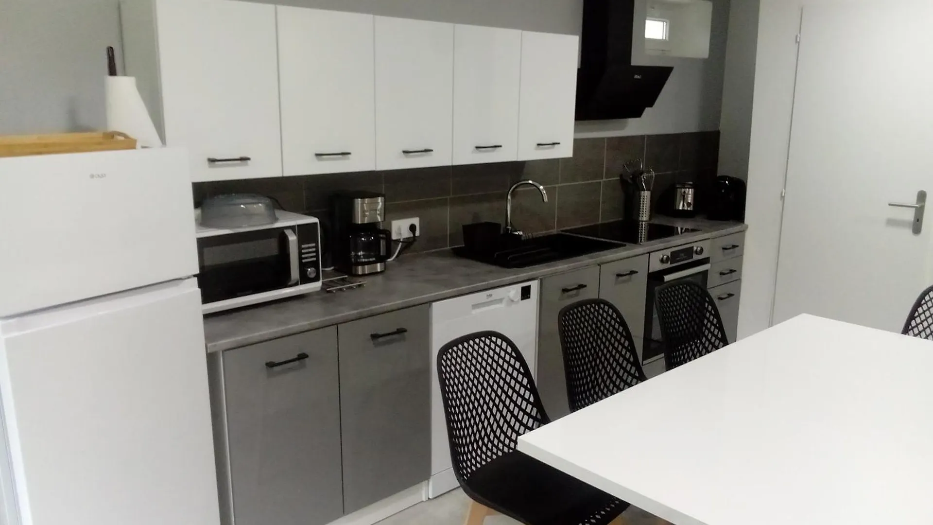 Apartment Appt Tout Confort A Laveissiere 103